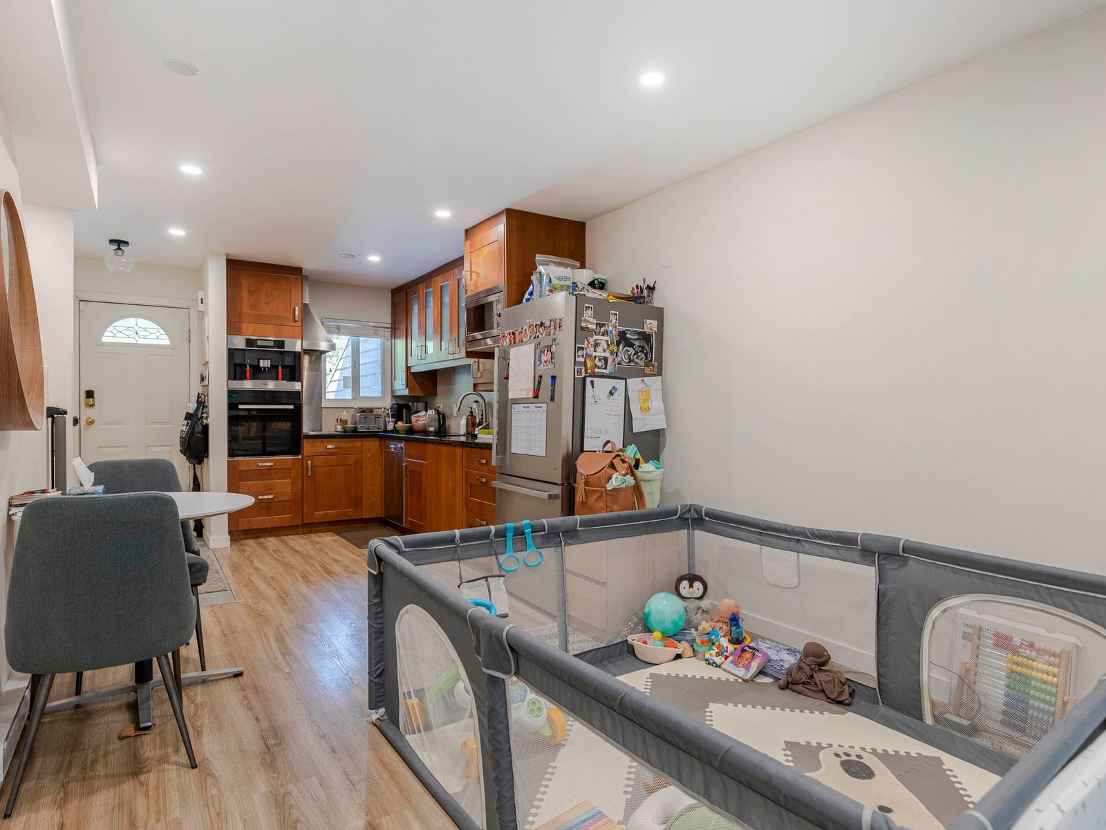 Listing Image 17