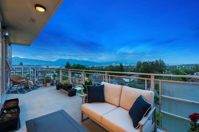 405 - 3595 18th Avenue