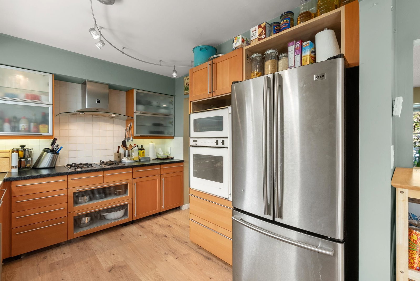 Listing Image 15