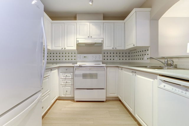 312 - 2970 Princess Crescent