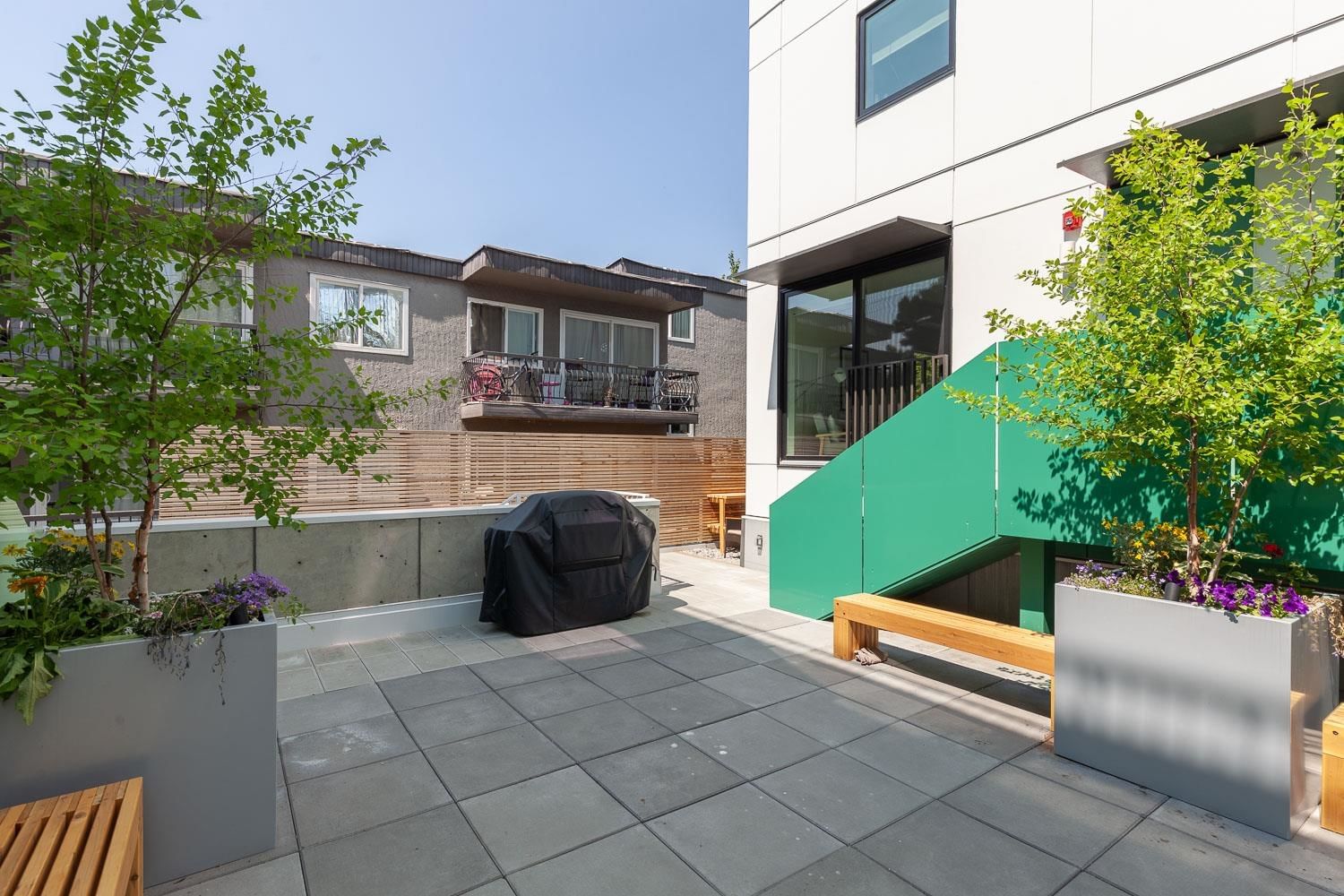 Listing Image 19