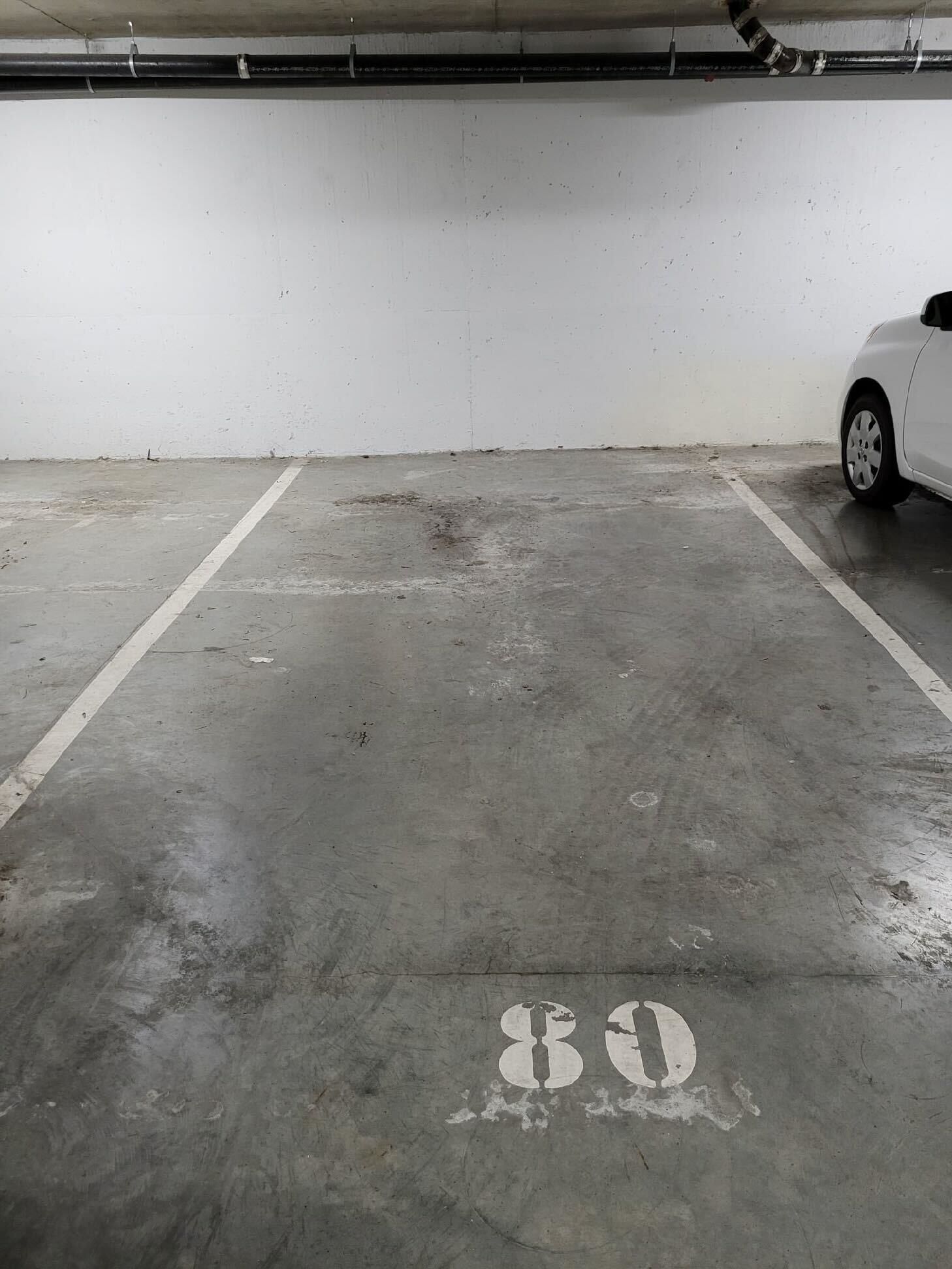 Listing Image 27