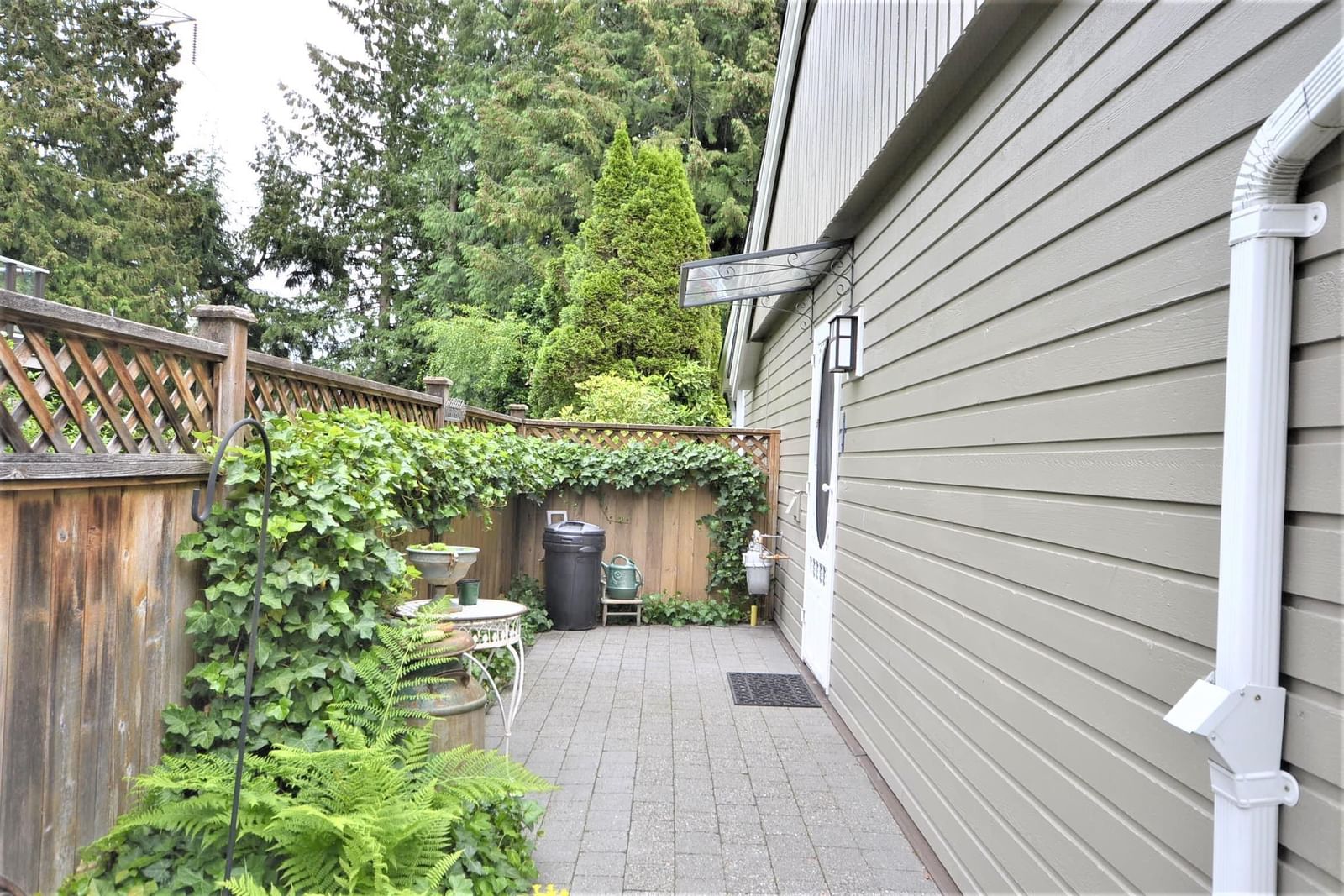 Listing Image 27