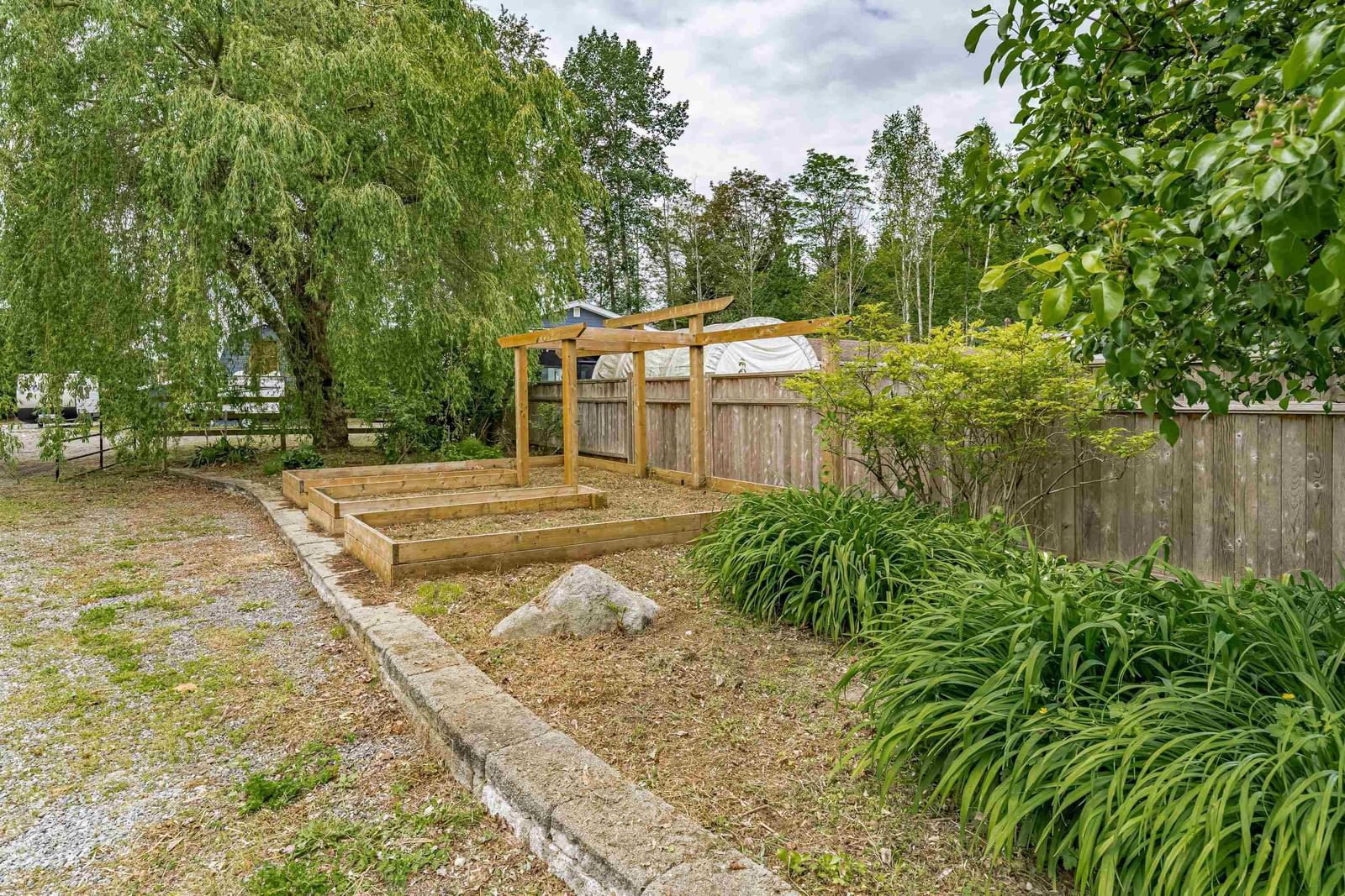 Listing Image 17