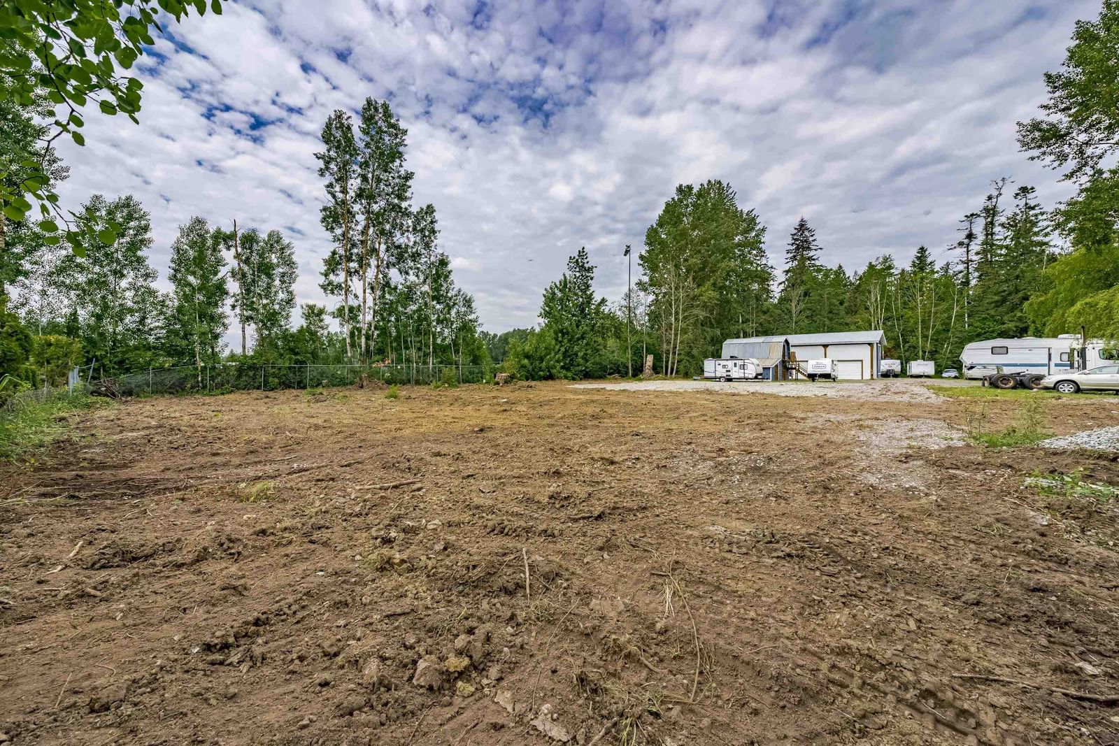Listing Image 24