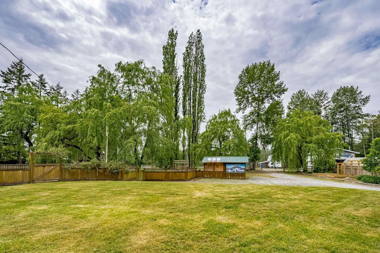Listing Image 8