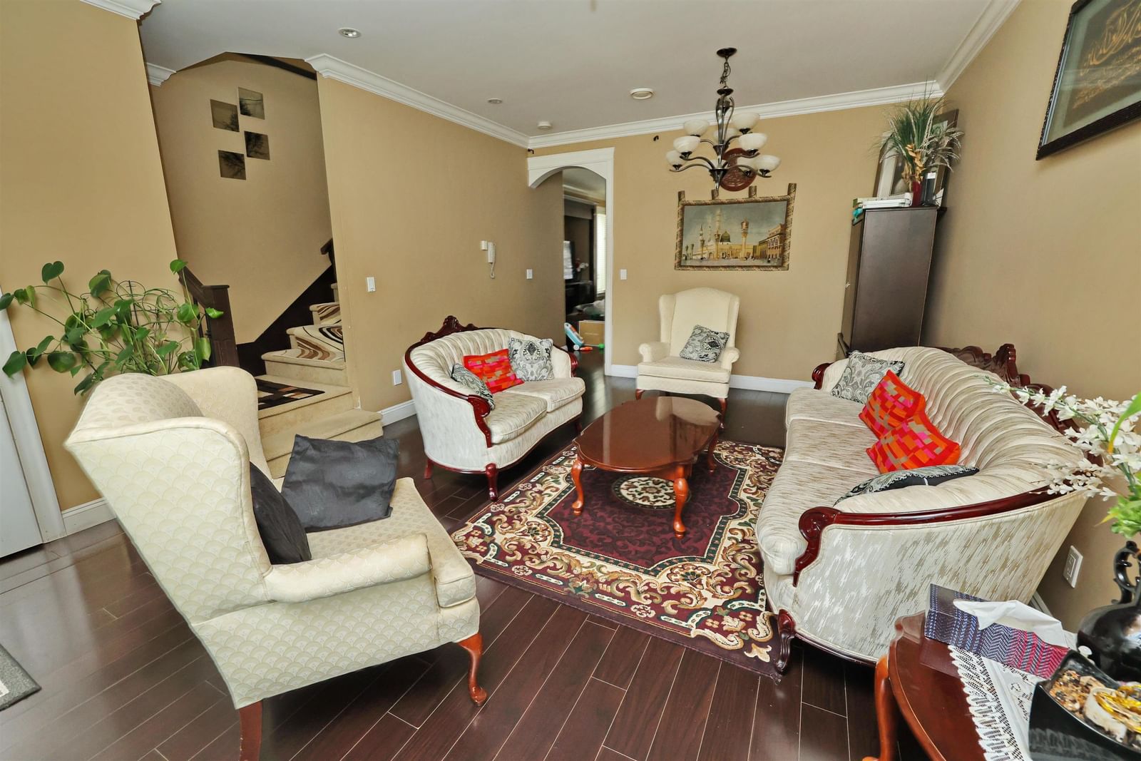 Listing Image 9