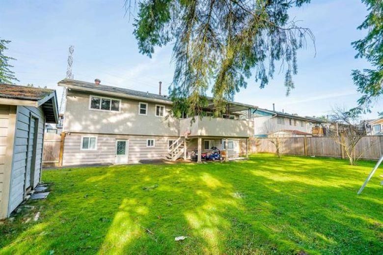 Listing Image 15