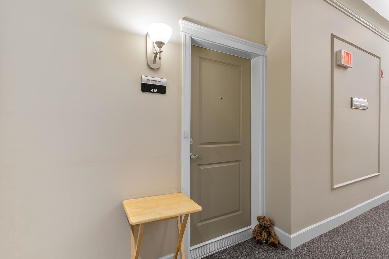 Listing Image 5