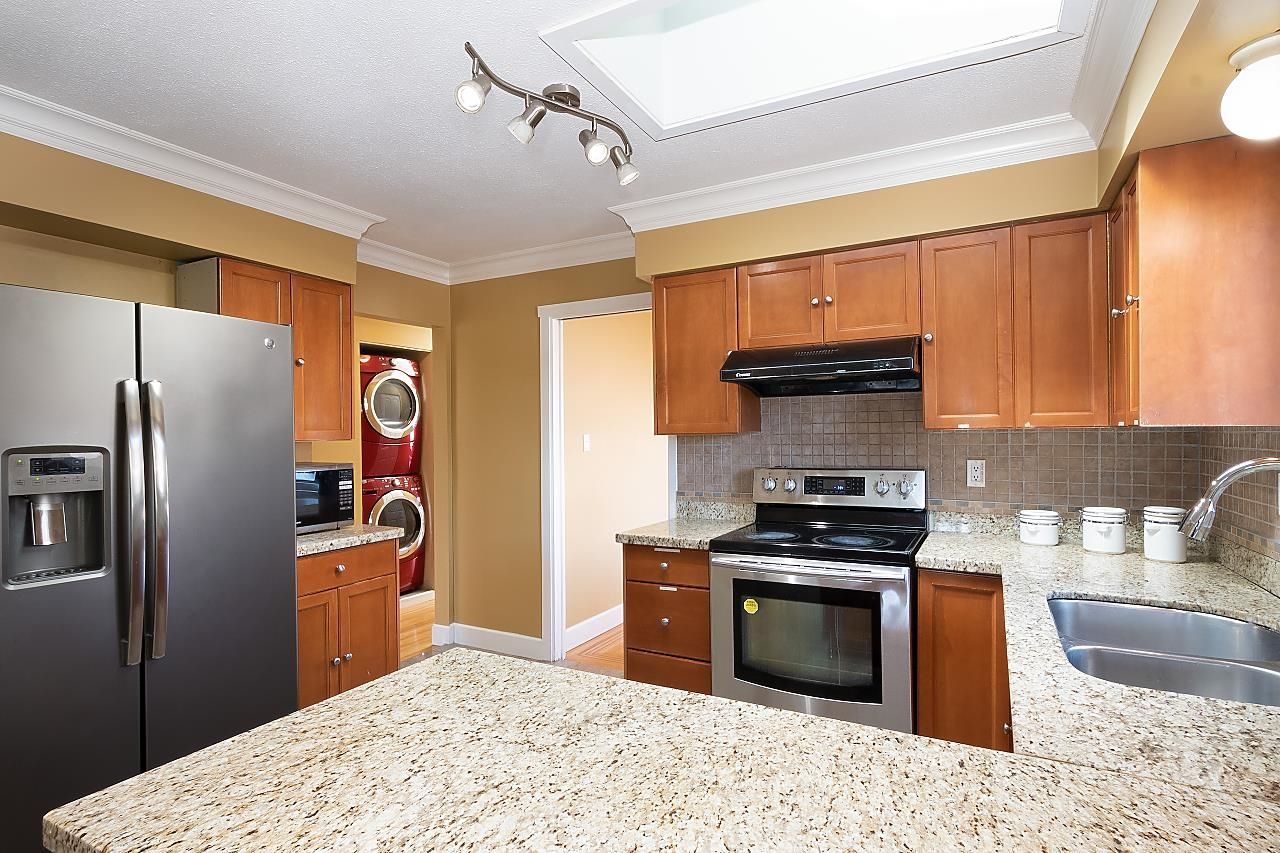 Listing Image 13
