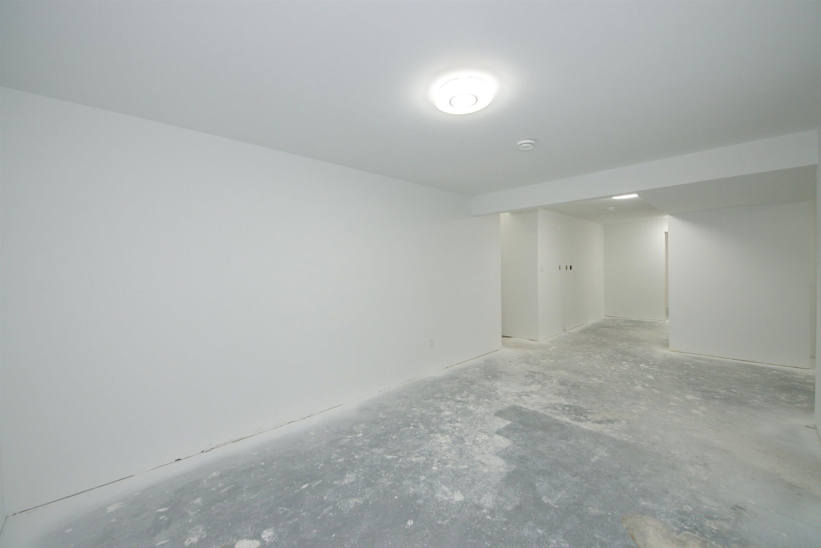 Listing Image 34
