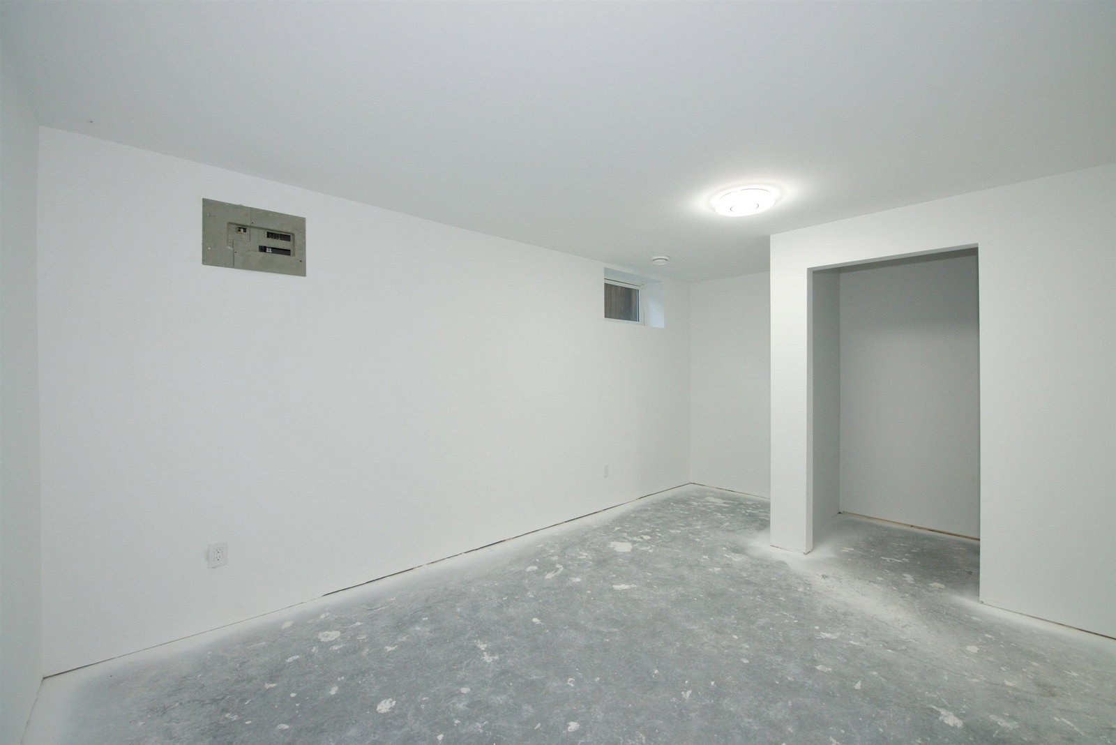 Listing Image 37
