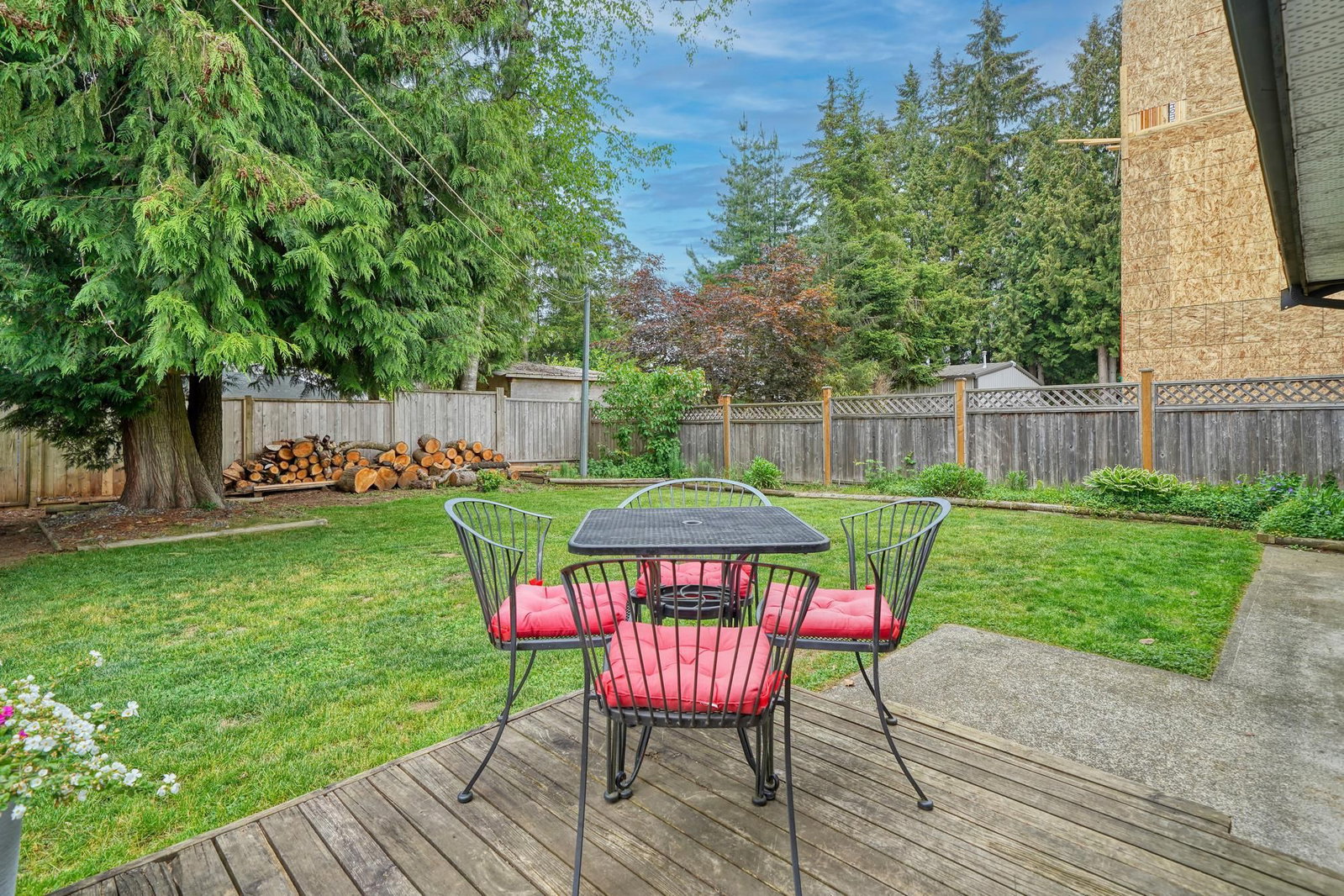 Listing Image 16