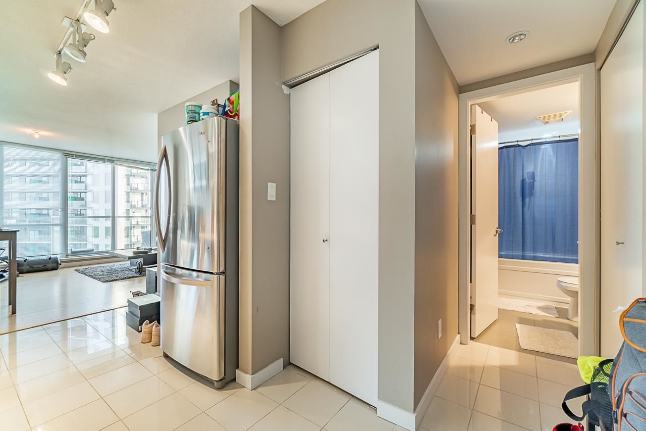 Listing Image 11