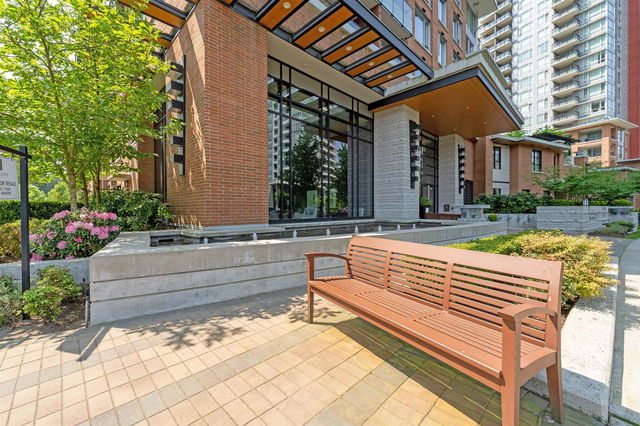 2204 - 3100 Windsor Gate