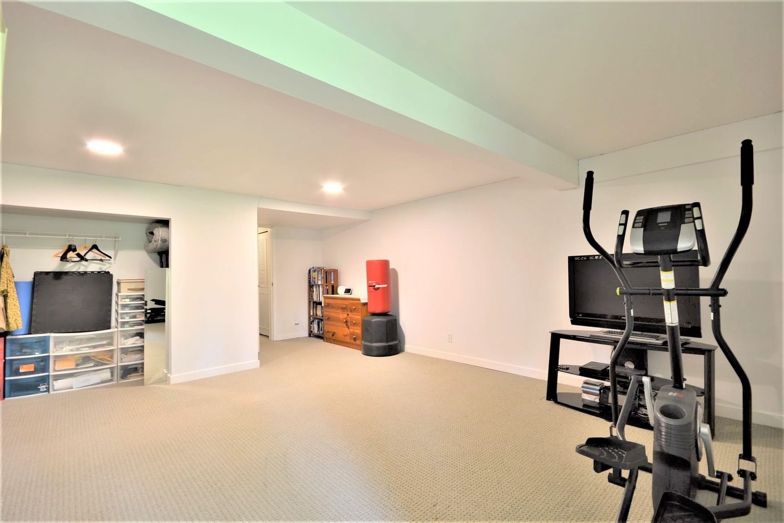Listing Image 32