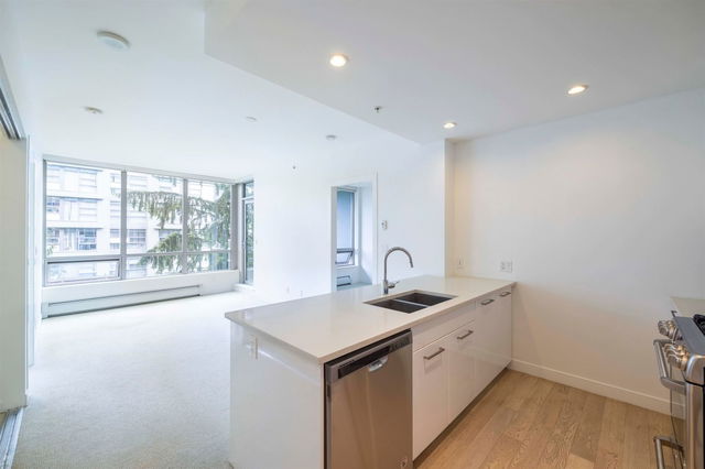 805 - 9080 University Crescent