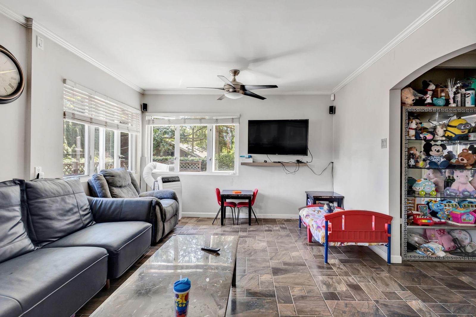 Listing Image 13
