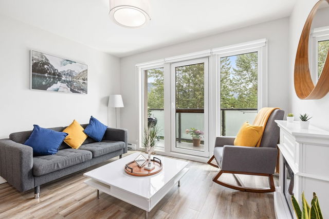 313 - 7350 Crabapple Court