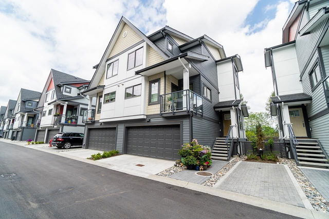 139 - 19451 Sutton Avenue