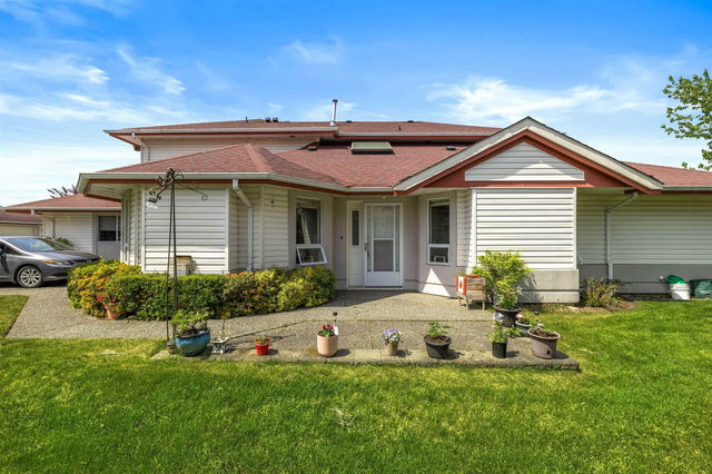 4 - 31406 Upper Maclure Road
