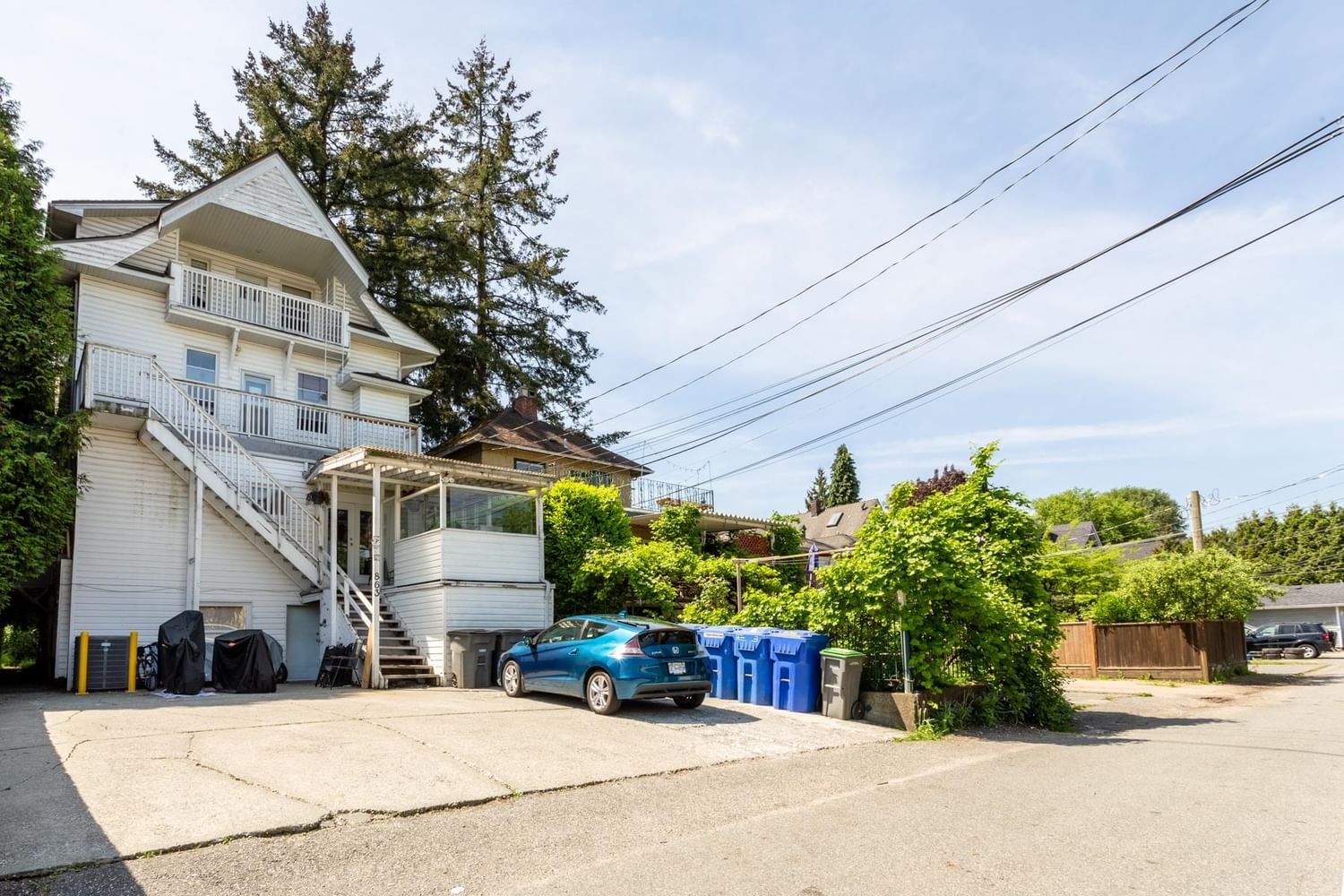 Listing Image 8