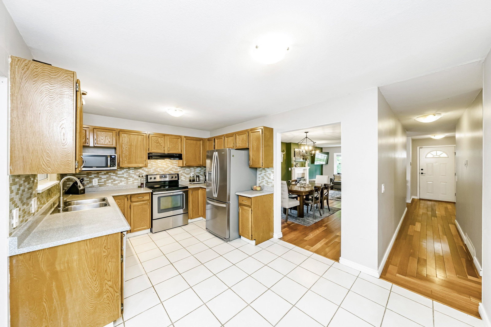 Listing Image 13