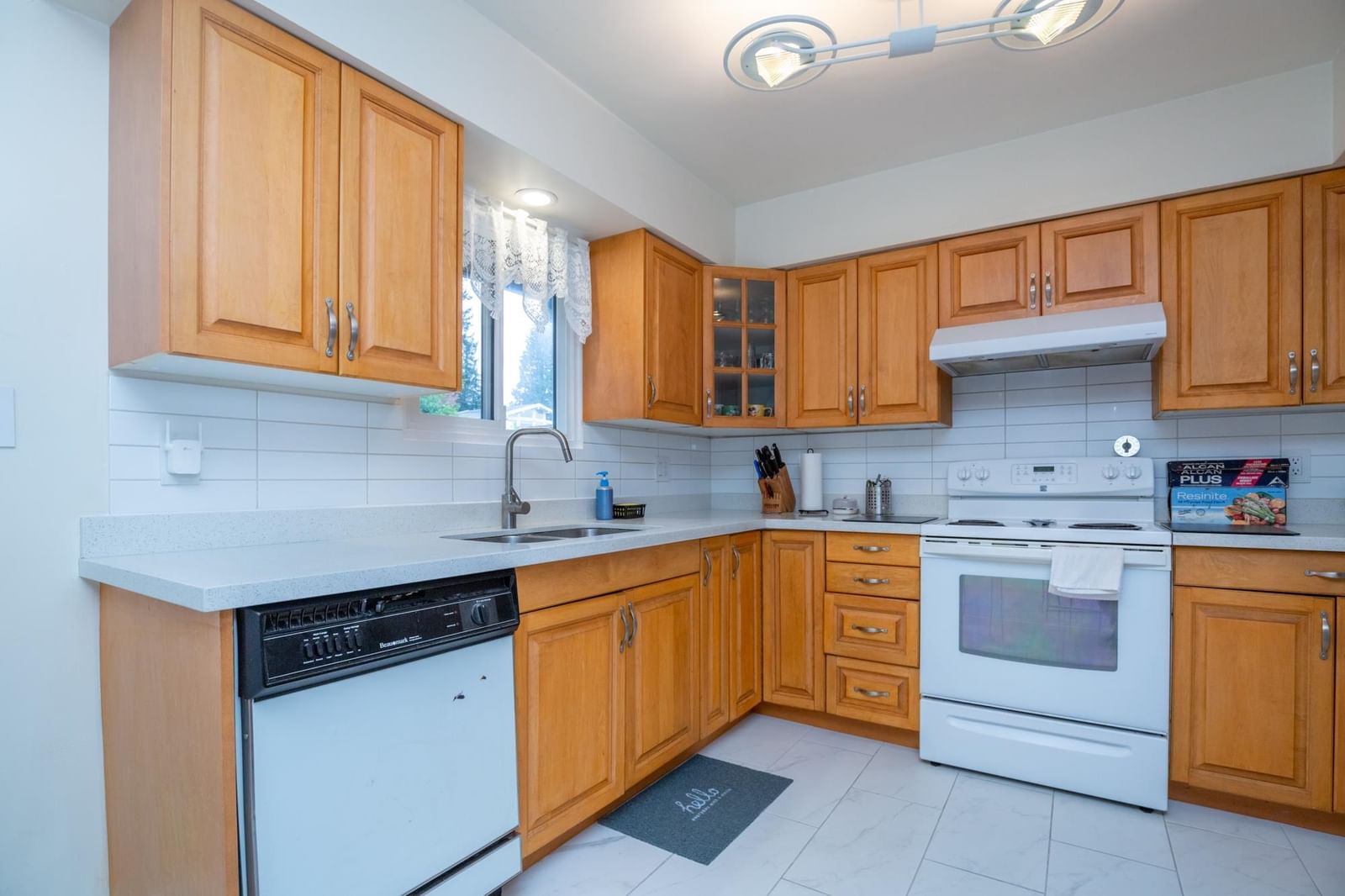Listing Image 18