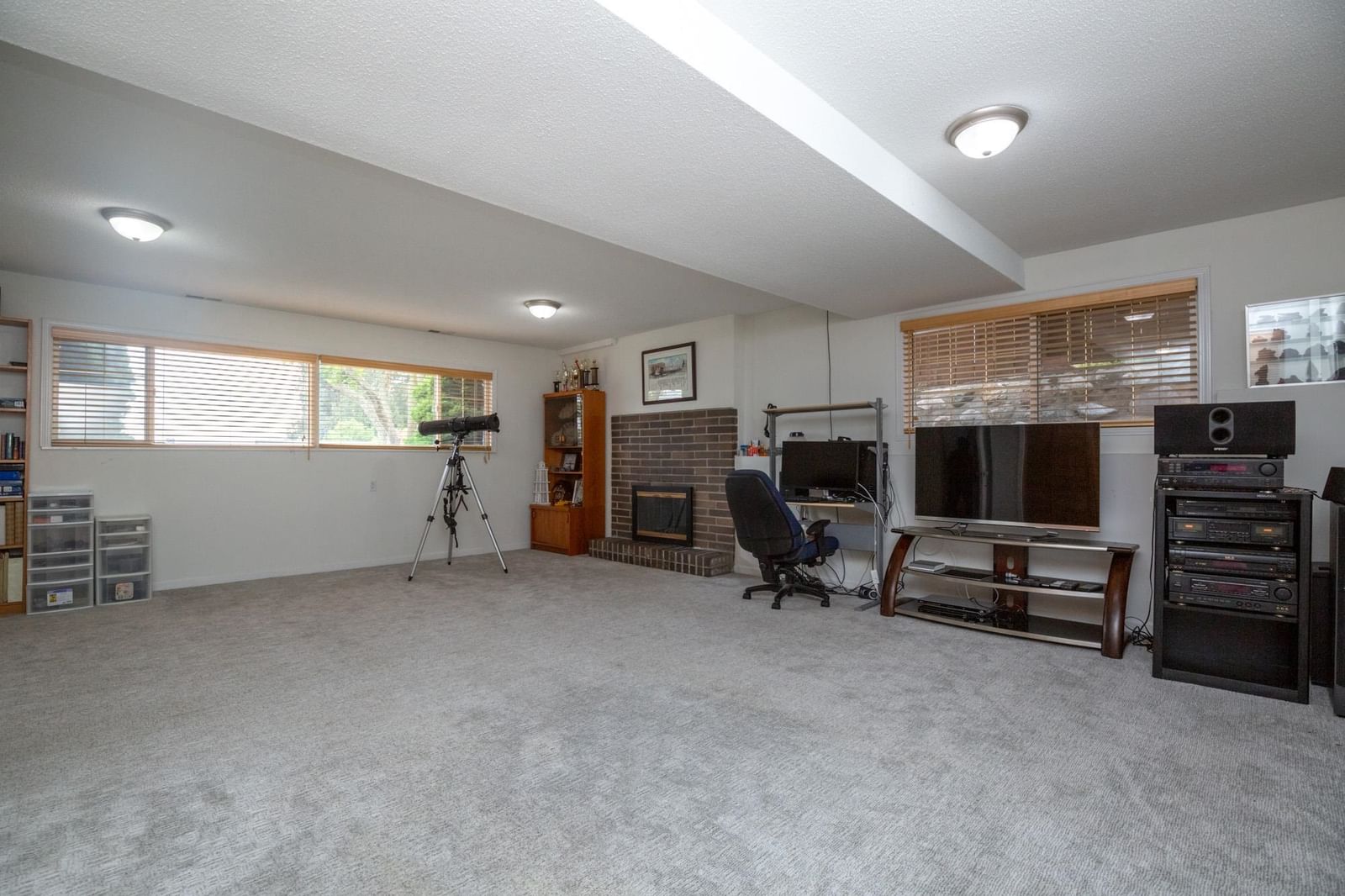 Listing Image 27