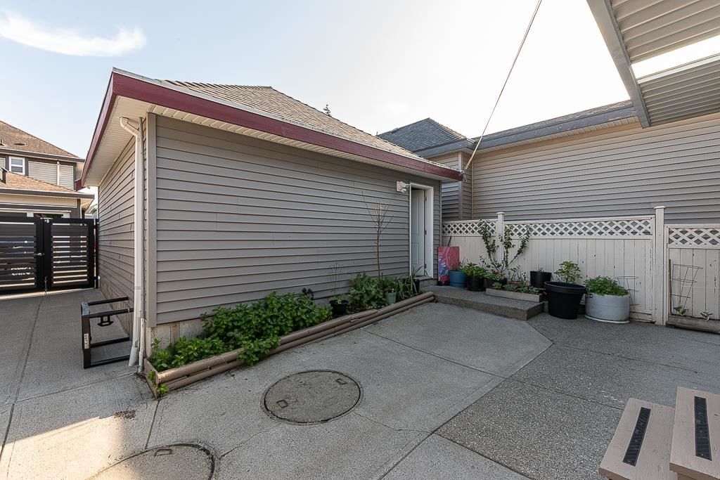 Listing Image 36