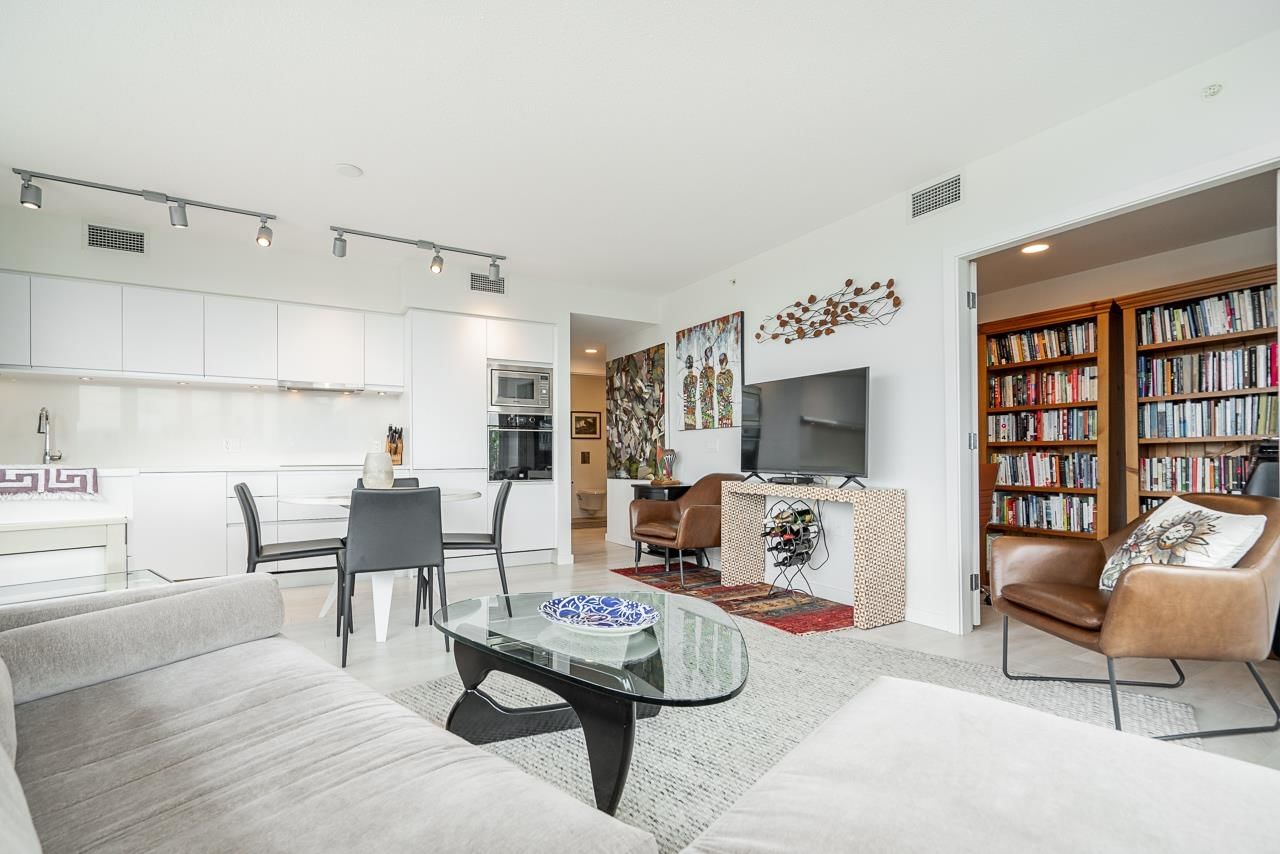 Listing Image 14