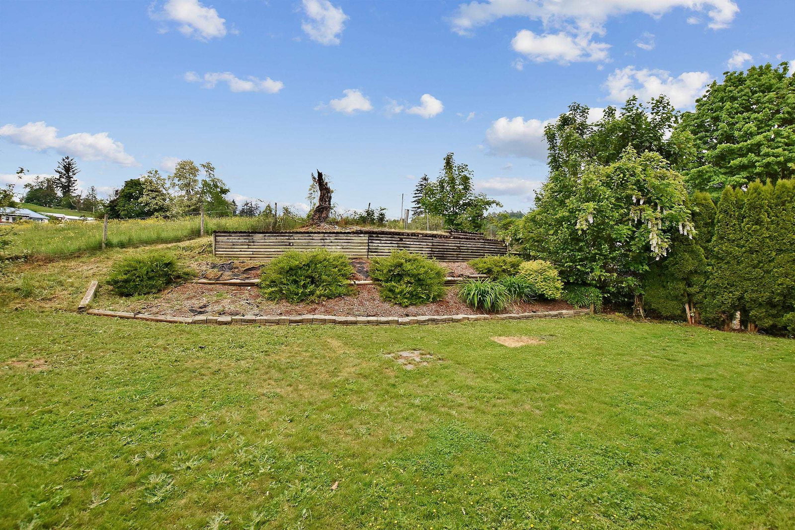 Listing Image 24