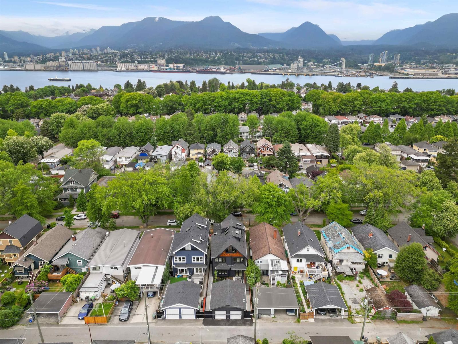 Listing Image 9