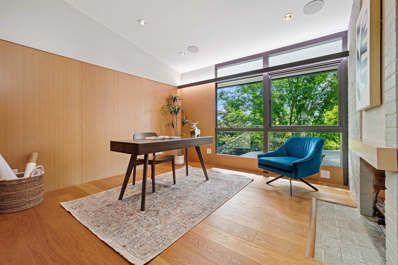 Listing Image 21