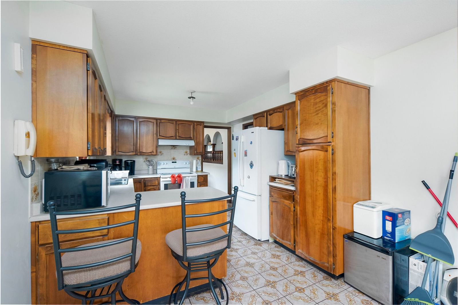 Listing Image 11