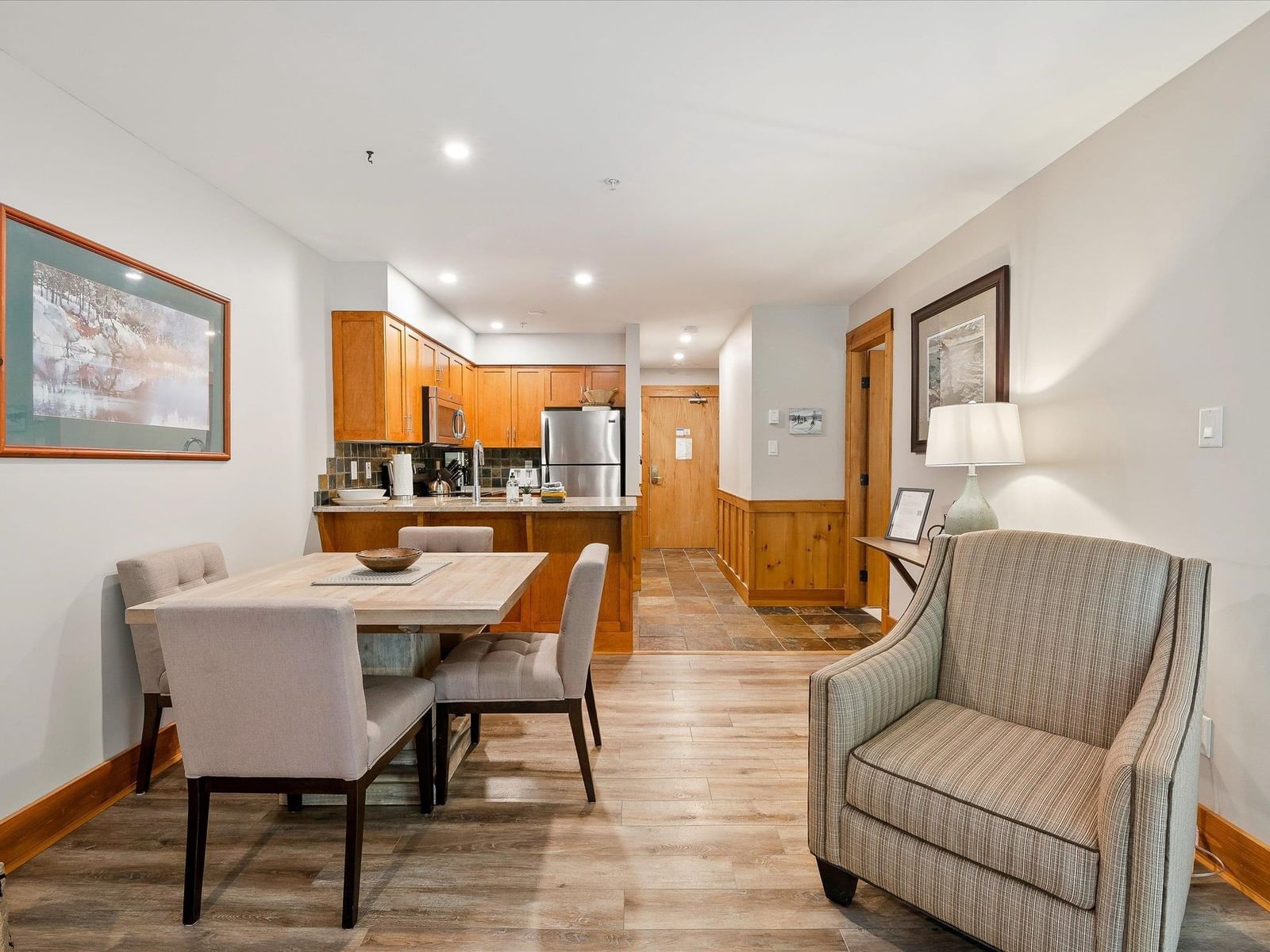 Listing Image 9