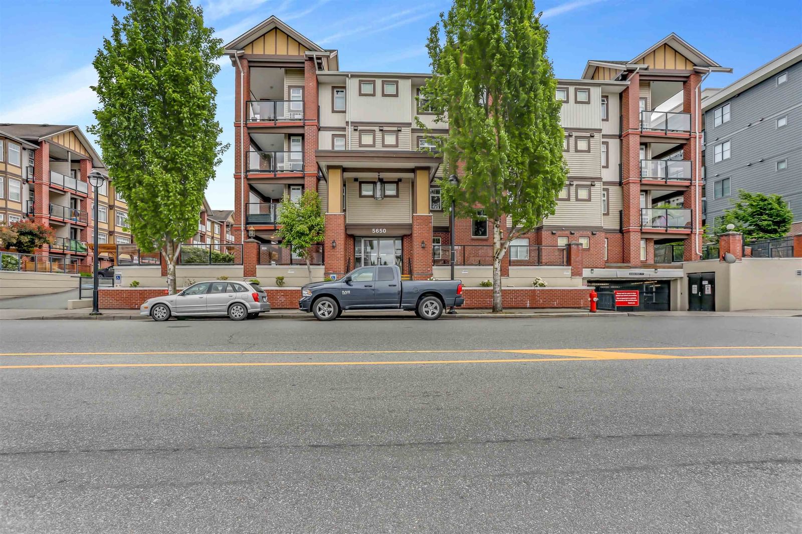 Listing Image 15