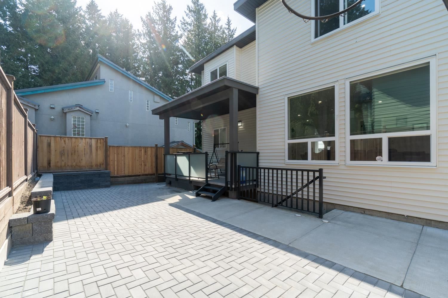 Listing Image 17