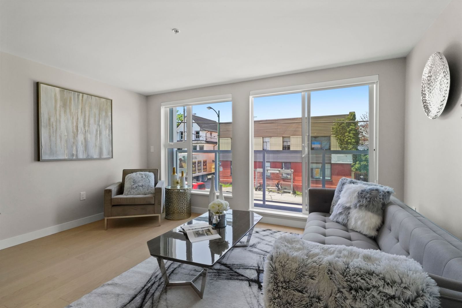 Listing Image 21