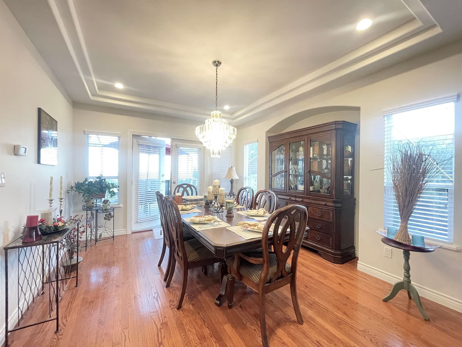 Listing Image 12