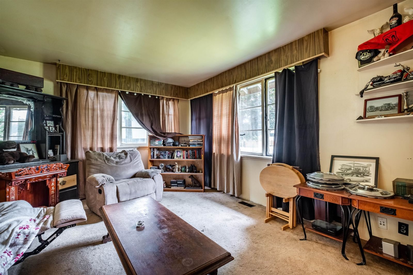 Listing Image 12