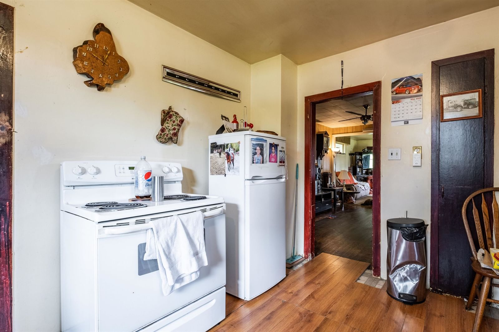 Listing Image 8