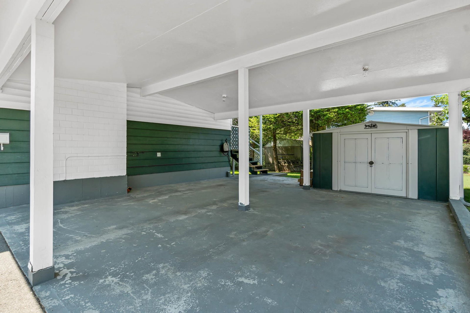 Listing Image 38