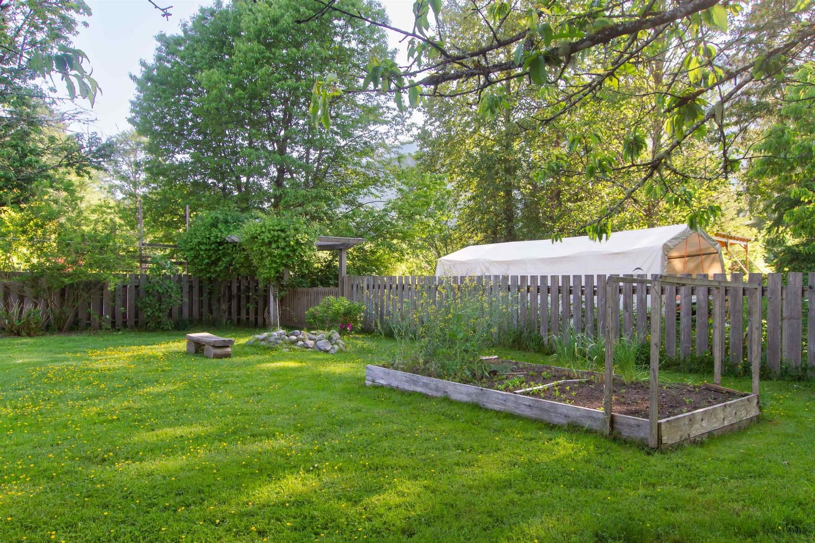 Listing Image 6