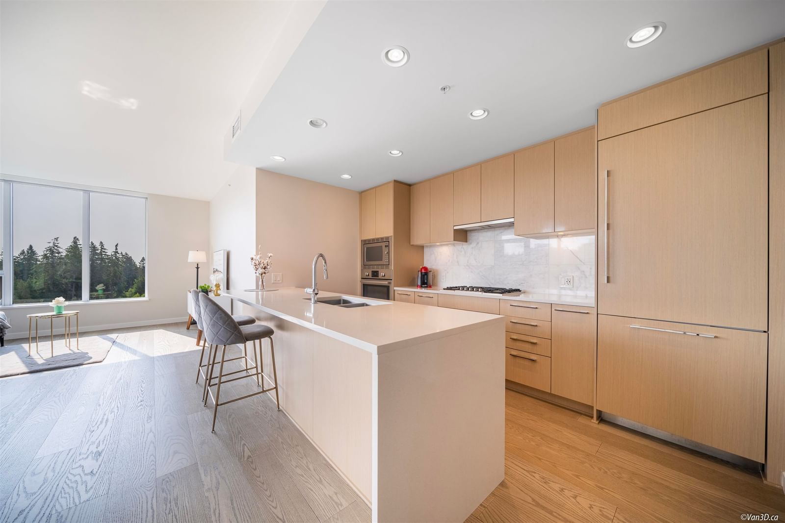 Listing Image 19
