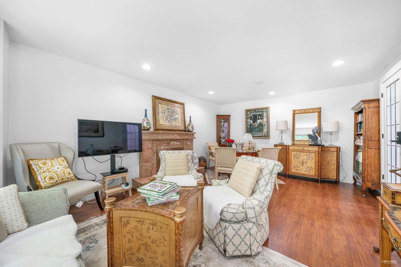 Listing Image 13