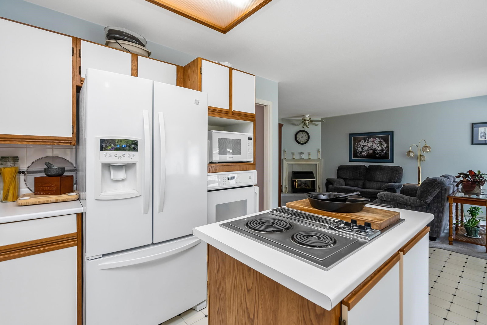 Listing Image 16