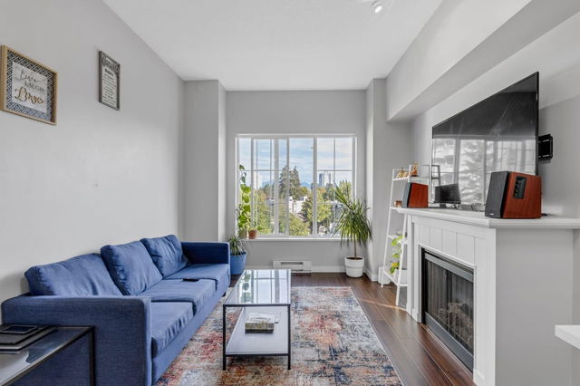 411 - 14877 100 Avenue
