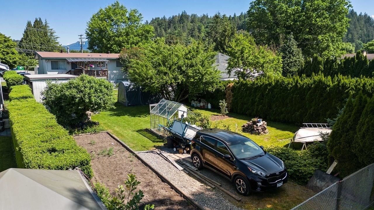 Listing Image 8