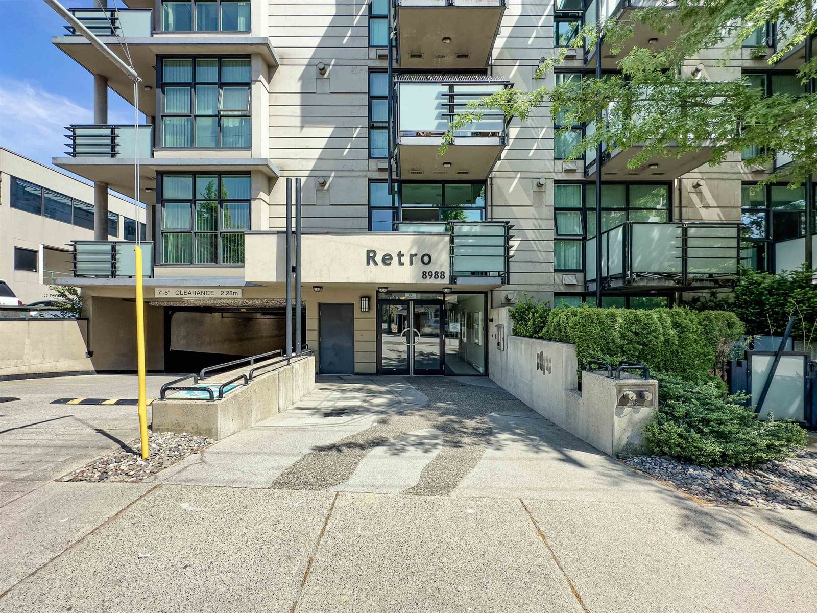 Listing Image 15